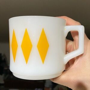 READ! Fire King mug yellow harlequin